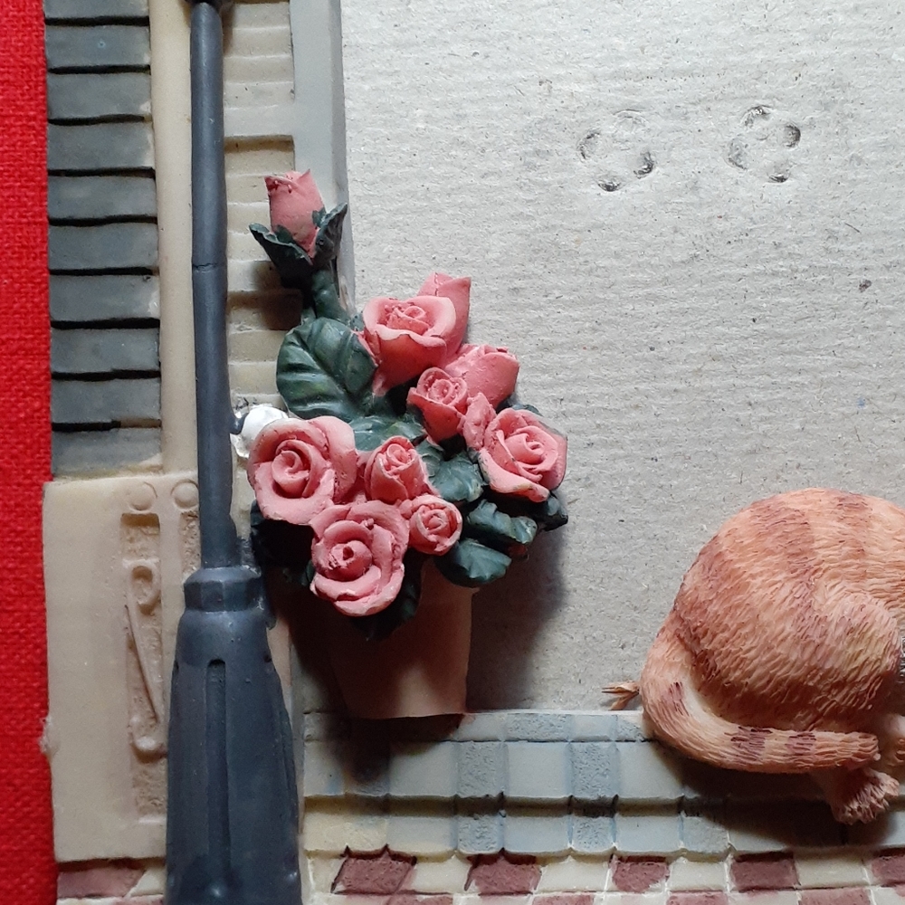 Cat and Roses Picture Frame - Picture 10 of 10
